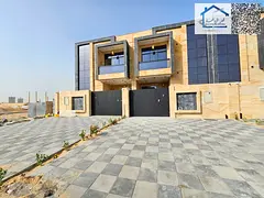 A villa with the specifications of your dreams: 5 master bedrooms, directly adjacent to Sheikh Moham