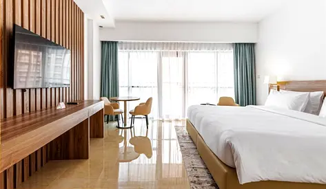 Spacious Furnished Studio Free Bills