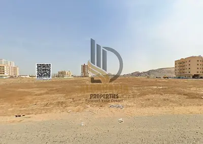 📢 للبيع – قطعتين أرض متلاصقتين في الجرف الصناعية 3 – عجمان (تصريح أرضي + 6 طوابق)