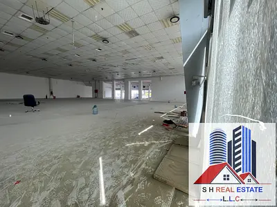 Main Road Massive 17,500 Sqft Commercial Space – Perfect for Hypermarket or Mall or showroom