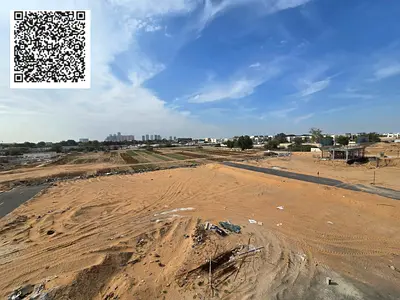 عدد(6)قطع اراضي تاون هاوس للبيع بعجمان.منطقه الحليو2.سكني فلل تصريح البناء:ارضي+طابقين.تملك حر لجميع الجنسيات.مساحه:160م_1722قدم.موقع مميز.شوارع قار