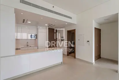 Luxurious APT | Unique Layout | Refined Finish