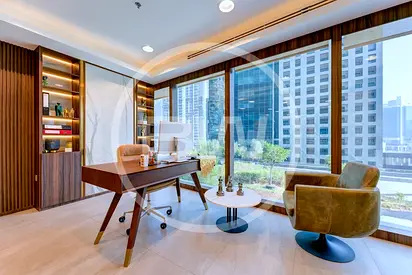 LUXURY FITTING | PARTITIONED | INTERNAL PANTRY