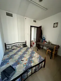 PRIVATE ROOM AVAILABLE FOR RENT