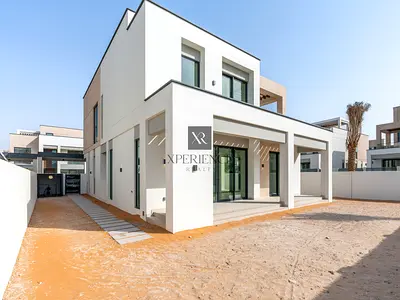 4BR STANDALONE VILLA WITH ROOFTOP | BRAND NEW