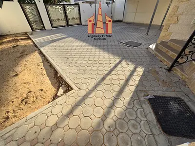 Like new 6 Bedrooms villa, Big Majlis, Maid room, 4 master room's, large Parking Near At Beach, Just in 120k