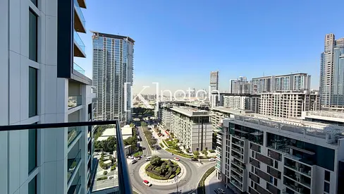 Spacious 1 BR | 4 cheques | Available-April 16