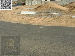 Land for sale with a permit to resell the built units.