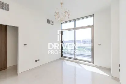 Penthouse Floor | Fully Furnished | Well Managed