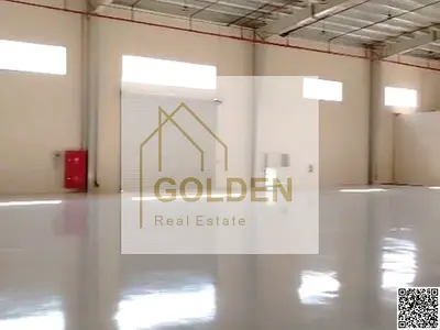 مستودع جديد للإيجار في صناعية أم القيوين الجديدة – مساحة كبيرة ومواصفات عالية
