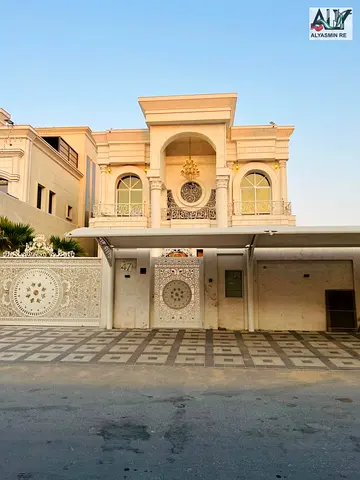 فيلا فاخرة في الحيلو2 شاملة الكهرباء والماء والمكيفات– عجمان بتصميم راقٍ وتشطيبات عالية الجودة — مثالية للسكن العائلي أو الاستثمار.
