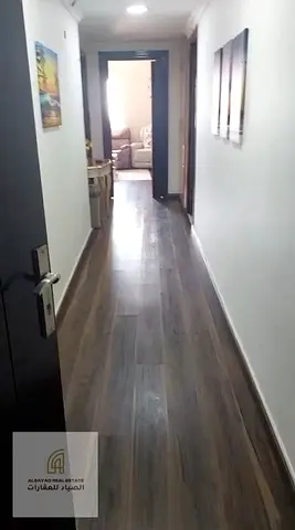 غرفتين وصالة توضيب سوبر لوكس تقع في القصباء برج نجمة القناة