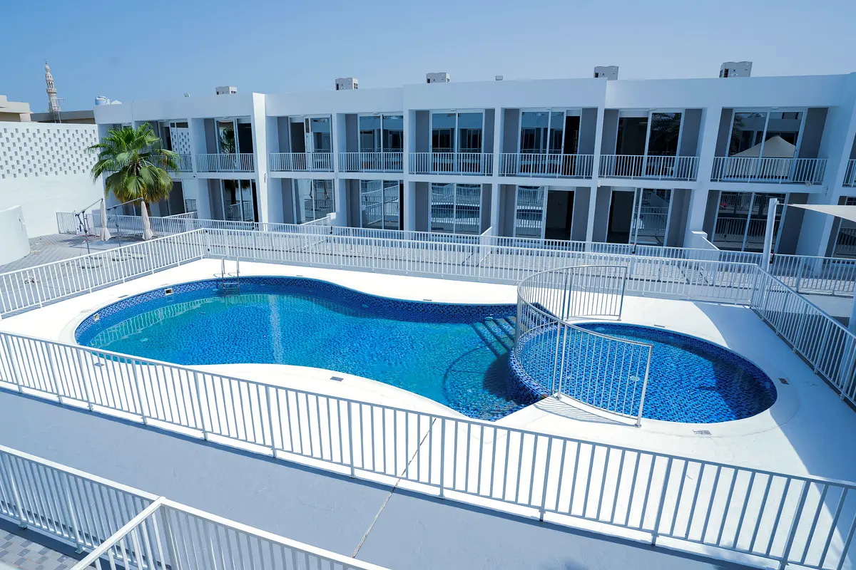 Newly Renovated 3BHK Townhouses - Near Beach