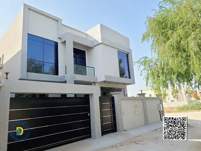 فيلا فاخرة تشطيب مودرن للبيع 5 غرف مساحة كبيرة السعر يشمل رسوم التسجيل والتملك