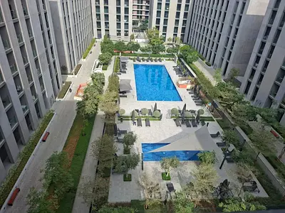 Lxury and Like Brand new apartment with balcony with master room with waldrop parking jym pool