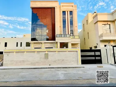 A once-in-a-lifetime opportunity! Own your dream villa with a rooftop terrace. Freehold ownership a