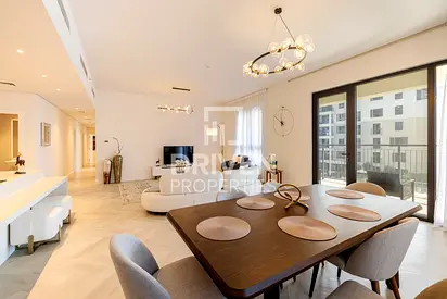 Modern Unit with Sea View | Ready to Move In