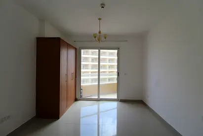 Pool View | Studio With Parking | Lakeside Towers