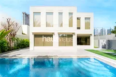 Fully Renovated | Pool and Park view | Vacant Now