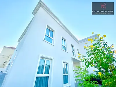 7bedroom Town house for Sale!!!