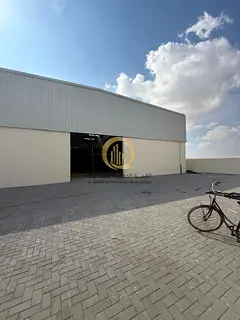 Warehouse for sale in Al Hano Al Jaleel, Al Suja'a Industrial, Sharjah. Land area: 14,500 sq ft Buil