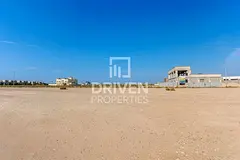 Exclusive | Single Row | Close to Amenities