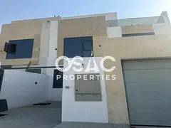 No Service Charge | Ready-To-Move| Huge Townhouse
