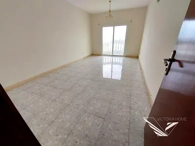 Big 2bhk Balcony Near Buhaira Cornish 40k