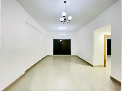Huge size 2bhk - close to bus stop - Easy 6 payments - brand new
