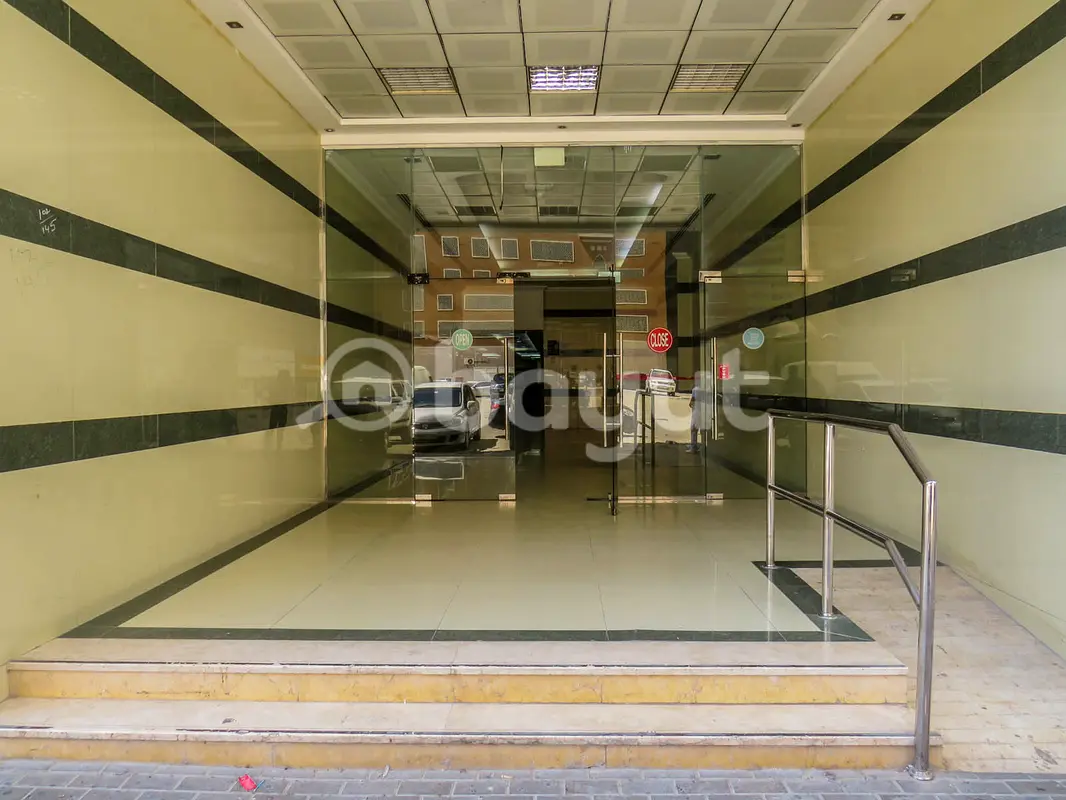 gallery-image