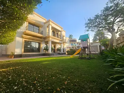 Amazing Full Independent villa | Garden | Top Location