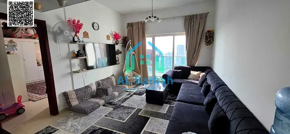 🔥 فرصة استثمارية مميزة – غرفة وصالة للبيع في أبراج السيتي تاور