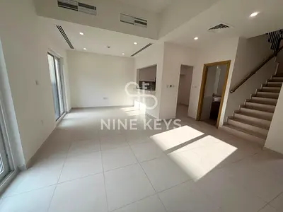 3BR + Maid | 4 Bath | 2 Parking | Pay in 2 Cheques | Amaranta B Villanova