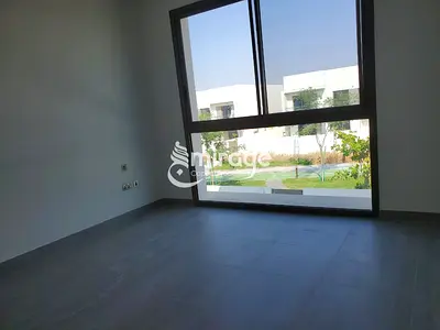 Stunning 4BHK | Double Middle | Great Location