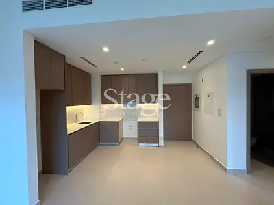 Skyline Views | Modern 1-Bed | Luxury Amenities