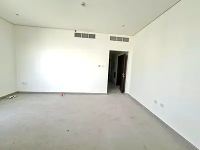 No deposit no comeshan 12chk pymant lxury and brand new apartment with balcony with master room