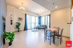 Huge Layout | Corner Unit | Chiller Free