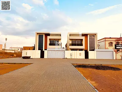 للبيع فيلا مميزة في منطقة الروضة، تقع في واحدة من أكثر المناطق السكنية المطلوبة والهادئة، وتتميز بقربها من جميع الخدمات الأساسية والمرافق العامة،