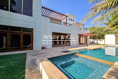 Upgraded | Large Plot | Luxury Villa