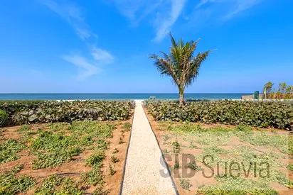 Own the First Row of the Arabian Gulf – Where Luxury Meets the Horizon