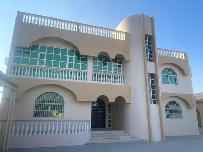 للبيع فيلا لقطة بامارة الشارقة منطقة المرقاب موقع مييز