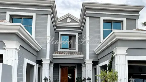 Corner Villa | 4BR Upgraded | New World Style