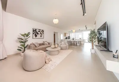 Luxury 2BR+Maid with Sea views in Seaside Hills