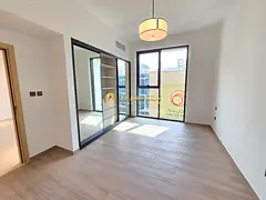Bright &amp; Spacious  I Mall View | Call Now