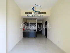 "Modern 1BHK Apartment for Sale in Gold Crest Tower B with Parking &amp; Open Kitchen"