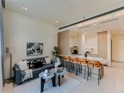 Investors Deal | Private Pool | Vacant | Mid Floor