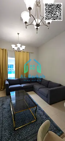 شقة غرفة وصالة مفروشة بالكامل في أبراج السيتى ت، تتميز بإطلالة خلابة . تشطيب راقٍ، أثاث حديث، موقع مميز قريب من الخدمات، مع بيئة سكني