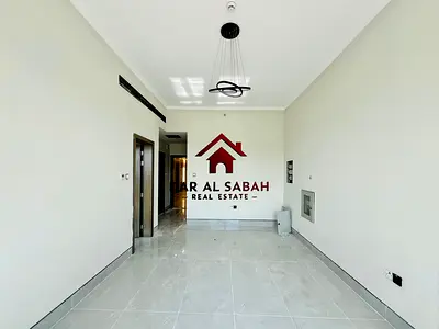 Brand New/ 6 cheques payment/ deposit cash/ ready to move