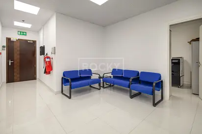 SZR | Furnished | Awesome Fitting