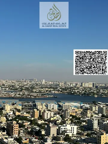 غرفتين وصالـه مع 3 حمام مع 4 بلكونه اطلالات ممتازه جدا مع خزائن بالحائط مع باركينج خاص مع غرفه غسيل مع غرفه خادمه داخل المبني اول ساكن مساحه واسعه جدا